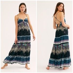FREE PEOPLE •Give a Little maxi slip XS Black/blue